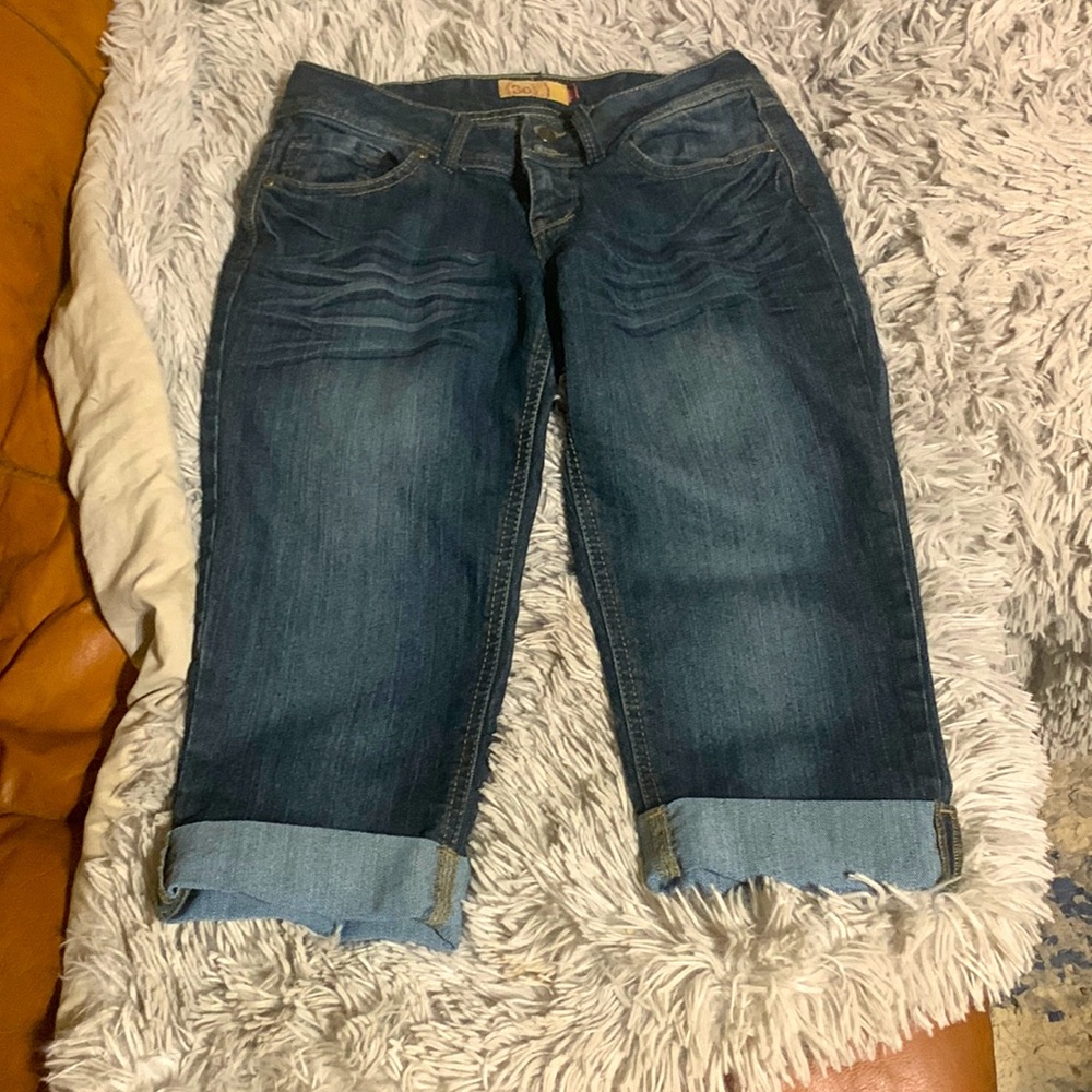 Kohl’s SO Capri style Jean Shorts